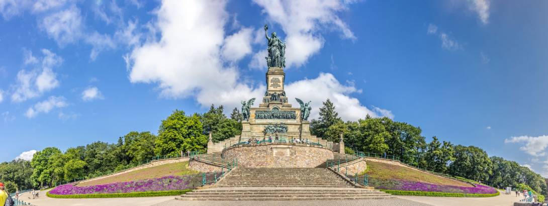 mood_Denkmal-Ruedesheim-Tourist-AG-Marlis-Steinmetz